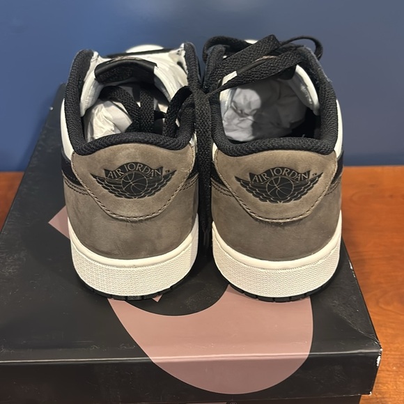 ‼️BNIB‼️ Nike air Jordan 1 retro low OG mocha - Picture 3 of 8